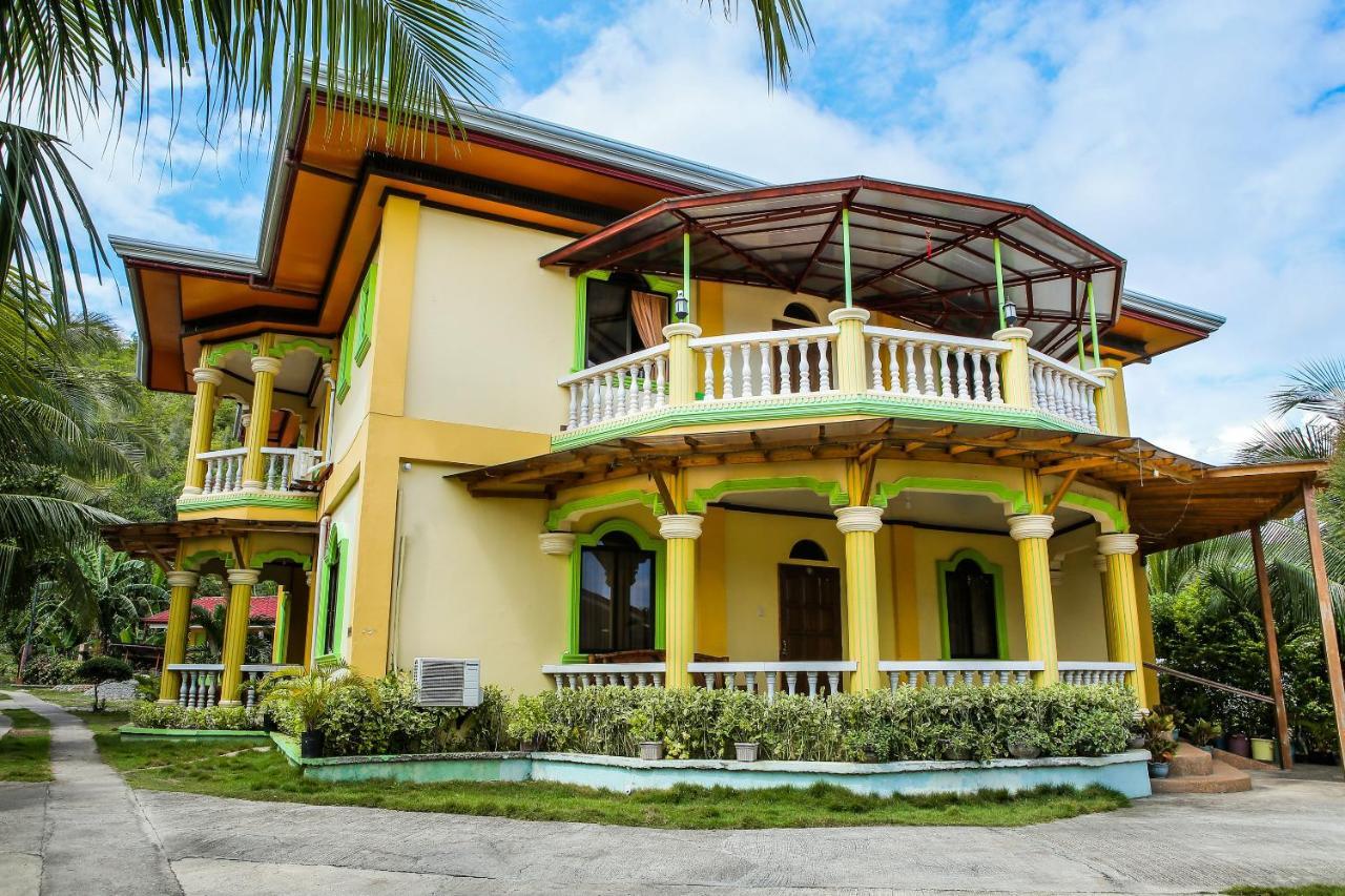 Oyo 422 Villa Emilia Pension House بنغلاو المظهر الخارجي الصورة