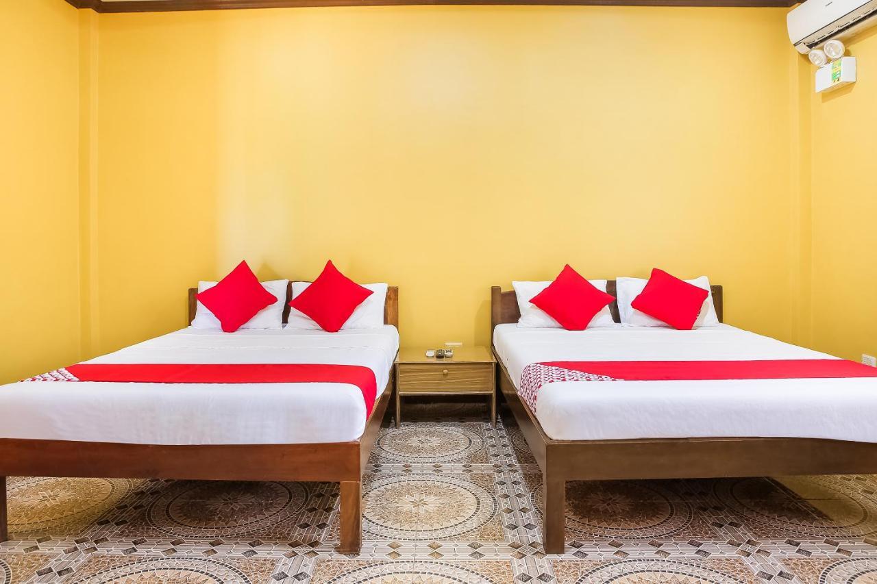 Oyo 422 Villa Emilia Pension House بنغلاو المظهر الخارجي الصورة